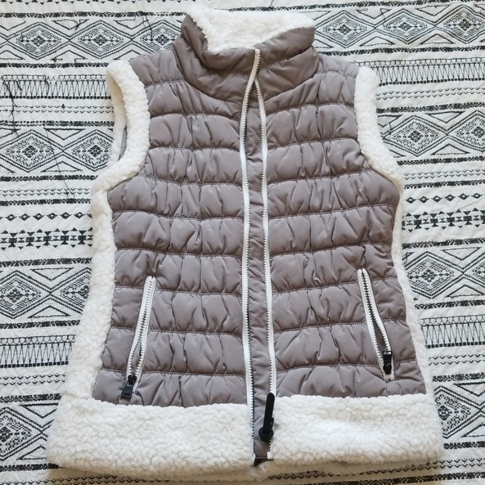 Puffer vest